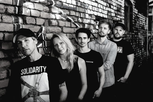 CHRIS MAGERL & THE BURNING FLAGS